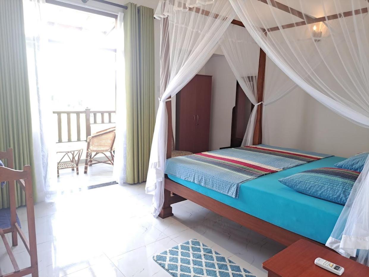 Villa 76 Weligama Exterior foto